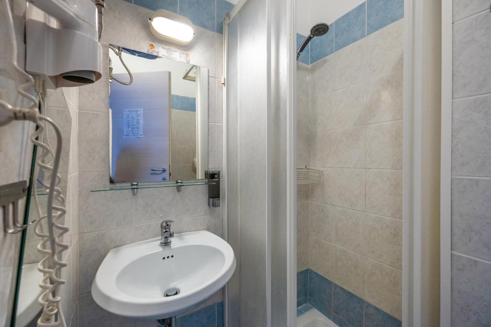 B&B Oasi Finale Ligure Exterior photo